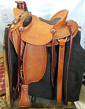 Wade Western Mule Saddle